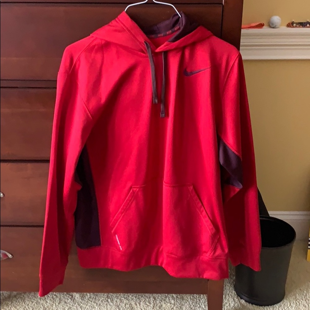 Nike therma-fit hoodie
